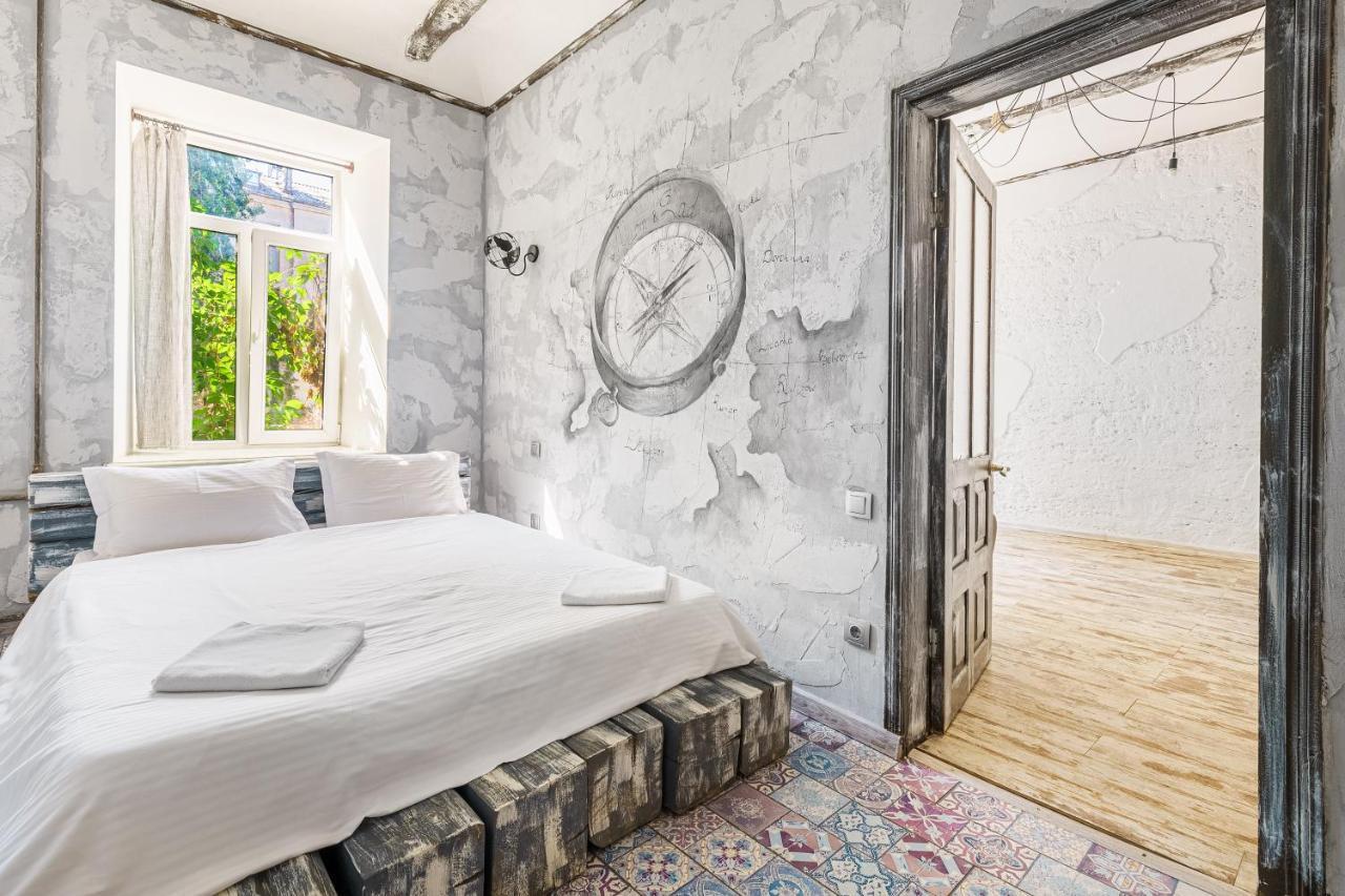 Loft On Mayakovsky 9 Odessa Eksteriør billede