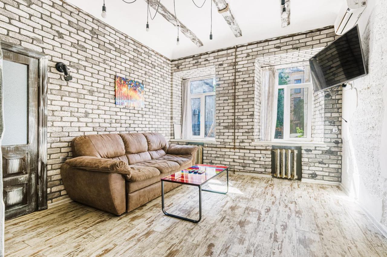 Loft On Mayakovsky 9 Odessa Eksteriør billede